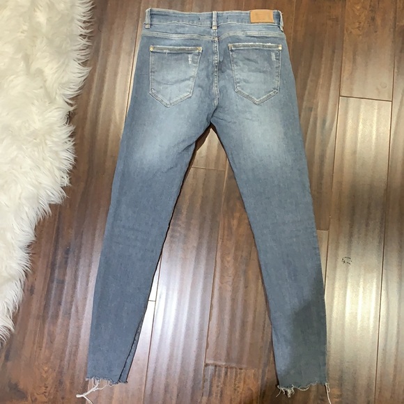 Zara stretchy jeans - Picture 2 of 3